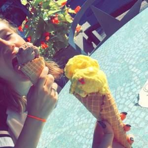 Meet your Posher, Hope